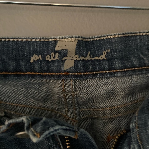 Like New! 7 For All Mankind Bootcut Jeans - Picture 6 of 8